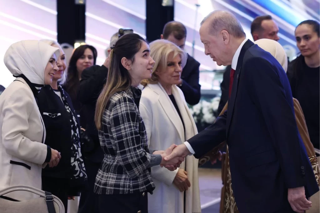 Erdoğan: Kadına şiddete sıfır tolerans politikamız sürecek