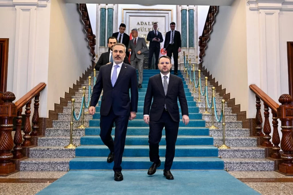 Dışişleri’nden Adalet’e ziyaret