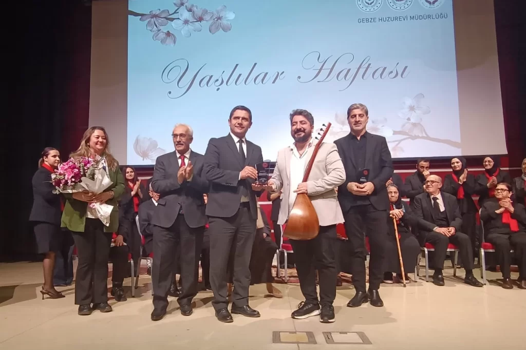 GTÜ’den Yaşlılara Saygı Haftası’nda gönül köprüsü