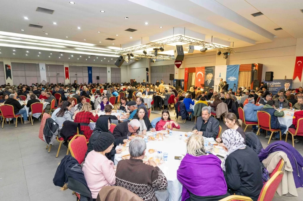 İzmir Büyükşehir bereket sofrasını Ödemiş’e kurdu