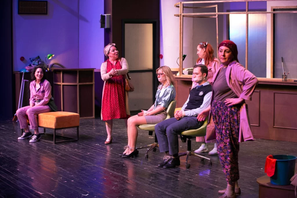 İzmir Şehir Tiyatrosu’ndan 27 Mart’a özel oyunlar