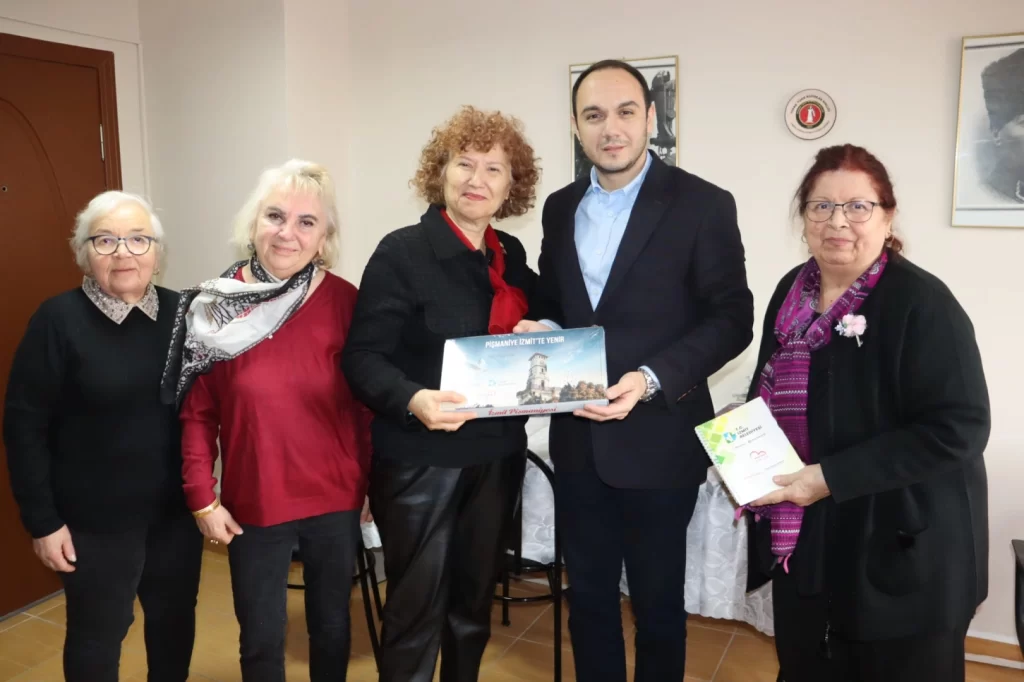 İzmit Belediyesi’nden kentteki derneklere ziyaret