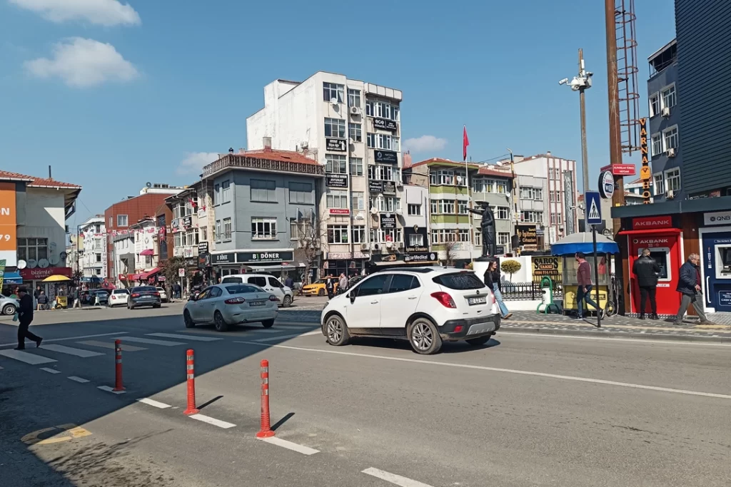 Keşan’da meydan ismi tartışması… Tekel Meydanı mı, Alparslan Türkeş Meydanı mı?