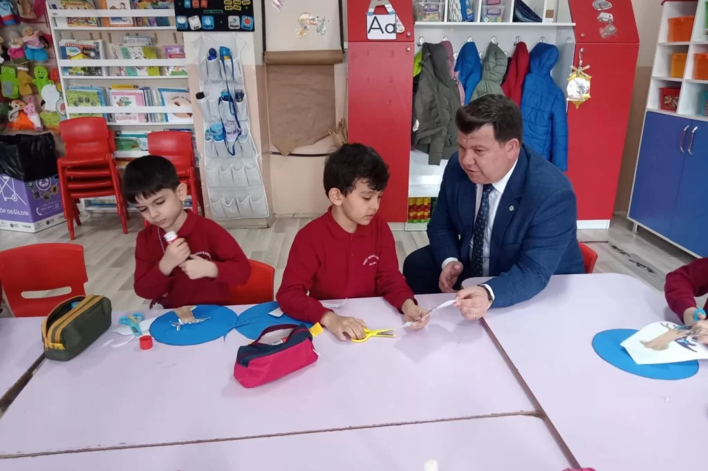 Keşan’da Müdür Kemik’ten Raşit Efendi İlkokulu’na ziyaret