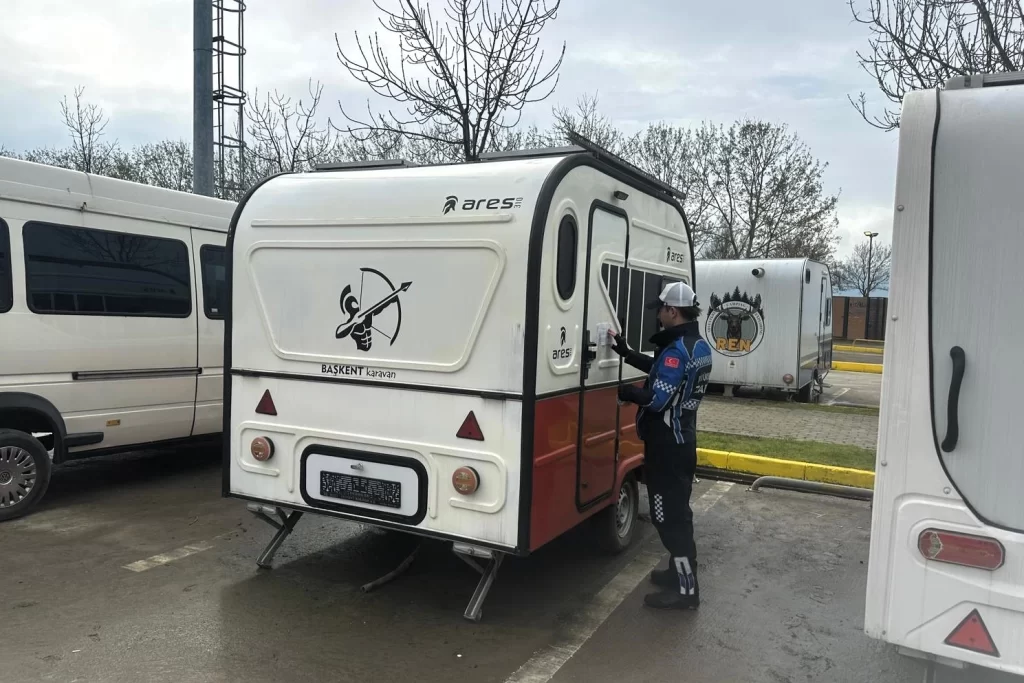 Kocaeli Büyükşehir’den karavanlara 1 Nisan uyarısı… O otoparkta ücretli sistem başladı