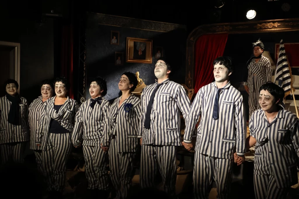 Kocaeli’de İzmit’in yeni sanat sahnesi açıldı