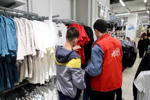 Konya Karatay Gençlik Meclisi’nden çocuklara bayram sürprizi