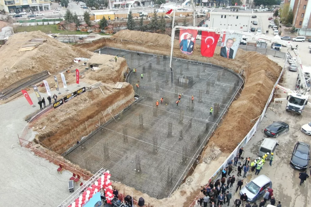 Malatya’da Turgut Özal Gençlik Merkezi’nin temeli atıldı