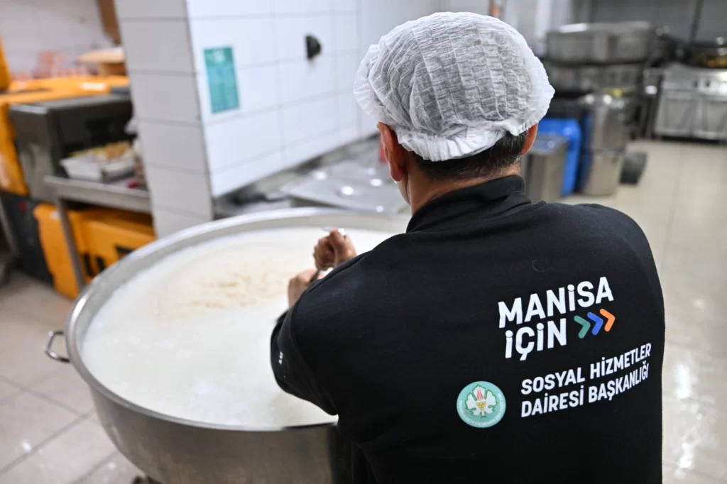 Manisa’nın dayanışma ruhu tüm şehre yayılıyor