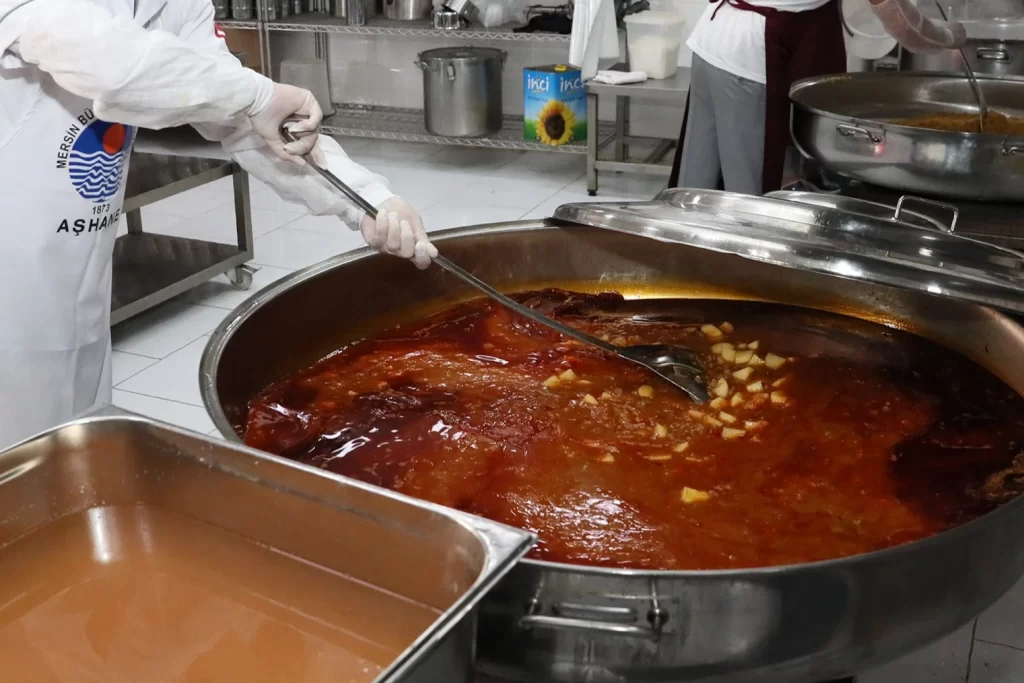 Mersin Büyükşehir’den ‘aşhane’ iddialarına yanıt