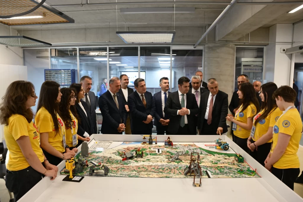 Mesleki eğitimde ‘usta eller’ Bursa’da geleceğe köprü kuruyor