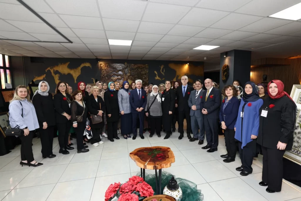 “Sanatın Diliyle Değerlerimiz” sergisi açıldı