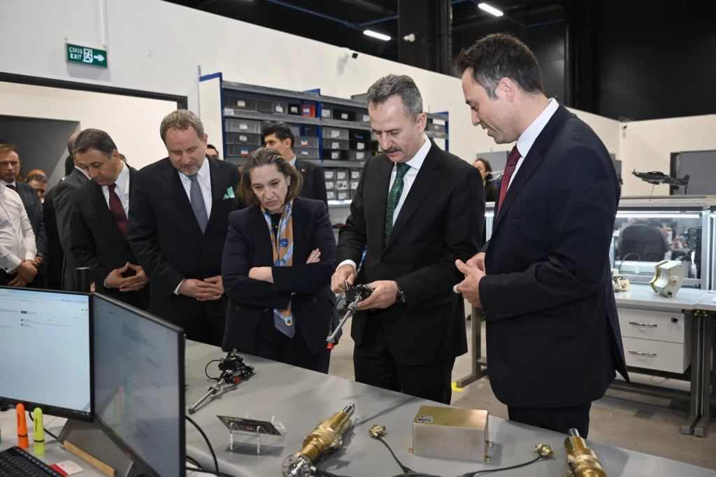 Savunma Sanayisine yeni üretim üssü… Kale ANDAR Fabrikası açıldı