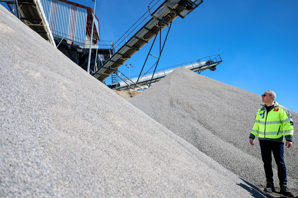 Sivas’ta Tecer Taş Kırma Tesisi yeni sezona başladı