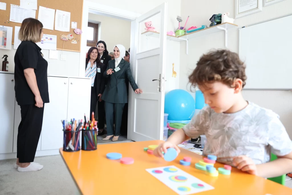 Türkiye genelinde otizm farkındalığı Nisan ayı boyunca sürecek