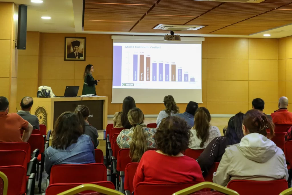 Antalya’da teknoloji bağımlılığına karşı eğitim