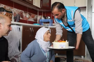 Besra Nine’ye sürpriz doğum günü