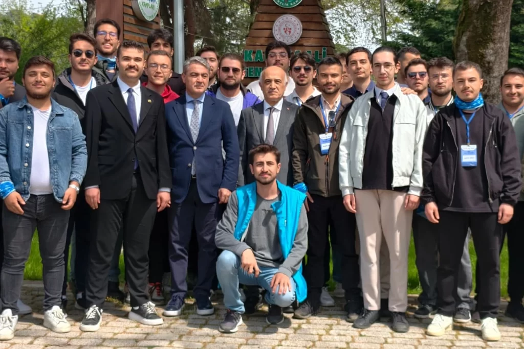 Bursa Gemlik’te Kaymakam Canbaba “Mavi Vatan Kampı”nda Buluştu