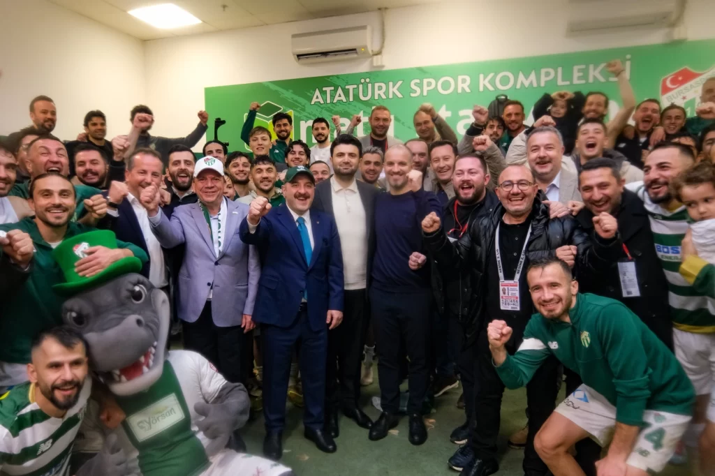 Bursaspor taraftarına deplasman desteği… Otobüs sözleri peş peşe geldi