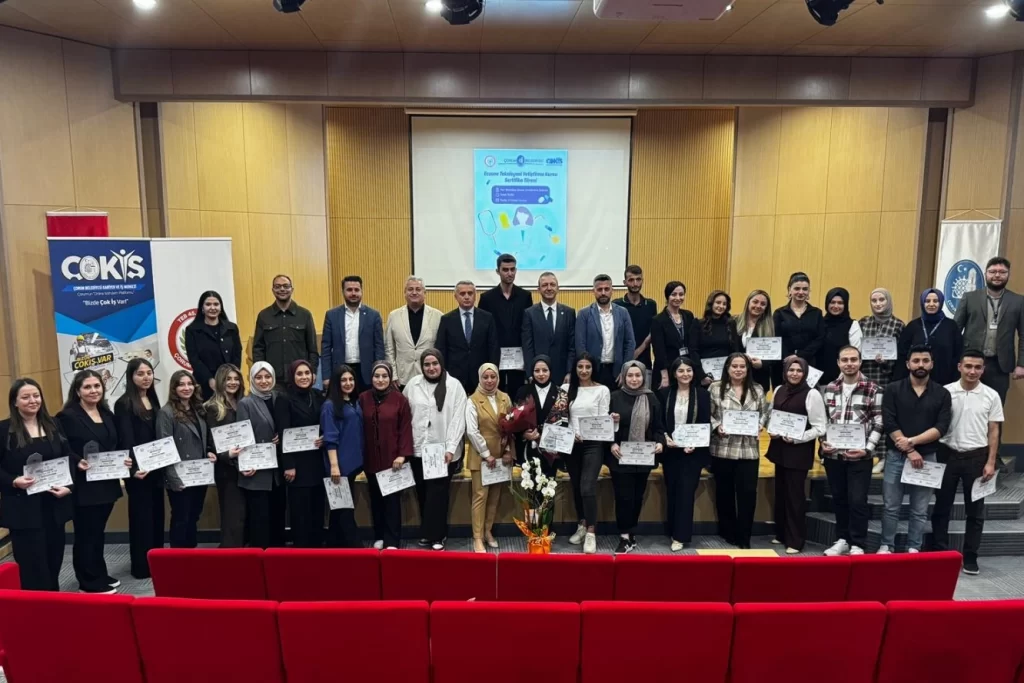 Çorum’da ‘Farmahane’ kursiyerleri sertifikalarını aldı