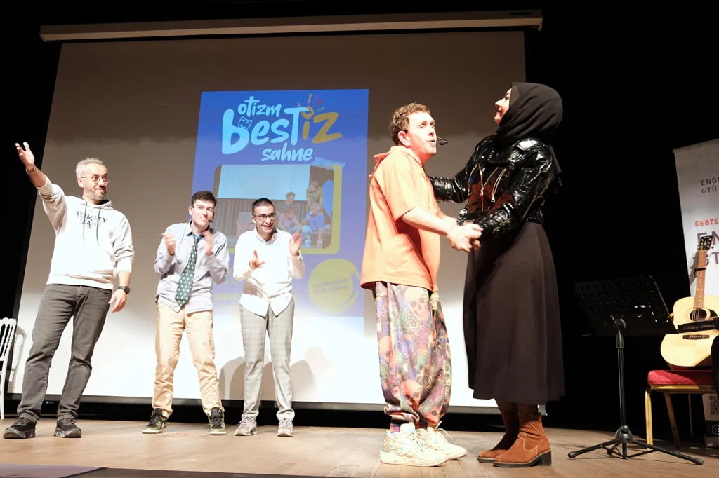 GTÜ’de “Otizm Bestiz Sahne” gösterisi