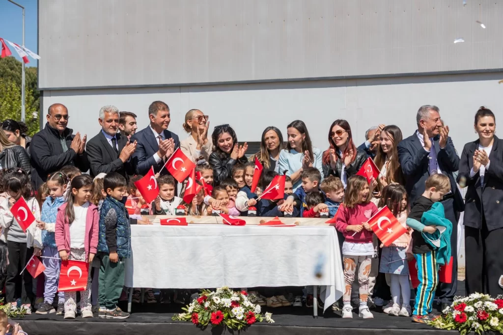 İzmir Güzelbahçe’de Onur Günay Eğitim Kampüsü Yerleşkesi’ne temel