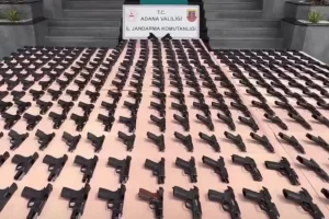 Jandarma’dan dev operasyon… 1.107 ruhsatsız tabanca ele geçirildi
