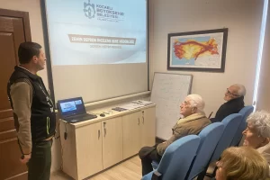 Kocaeli’de 65 yaş üstüne simülasyonlu deprem eğitimi