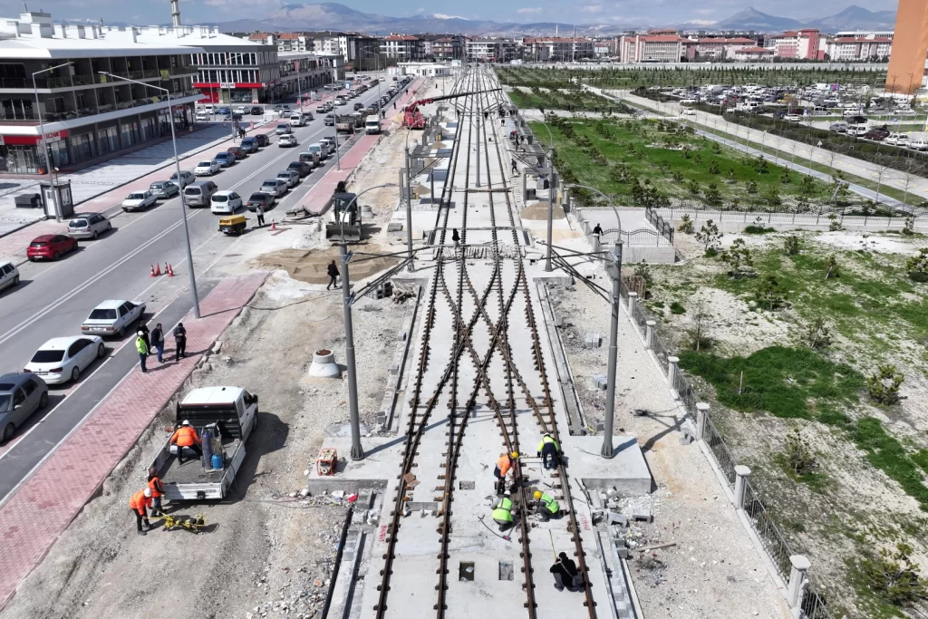 Konya’da Stadyum-Şehir Hastanesi Tramvay Hattı hızla ilerliyor