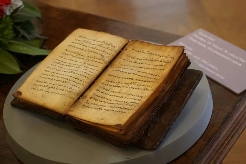 Kültür varlığı kaçakçılığıyla mücadelede önemli iade… Etiyopya’ya el yazması eser teslim edildi