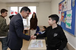 Kütahya’da Başkan Kahveci’den ‘özel eğitim’ ziyareti