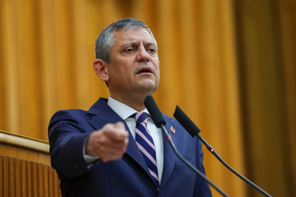 Özgür Özel: Cesaretiniz varsa çıkın karşımıza… Sandıkta nefes var