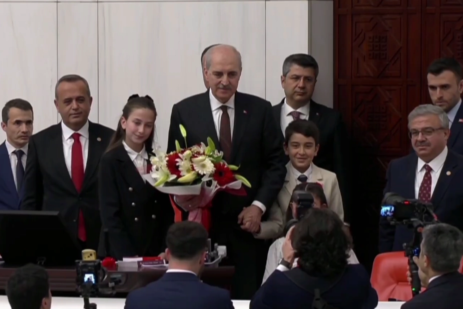 TBMM’de özel oturum… Meclis’i çocuklar yönetti