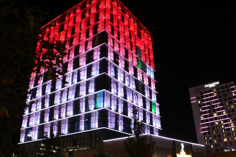 Manisa Büyükşehir’den ‘pembe’ farkındalık