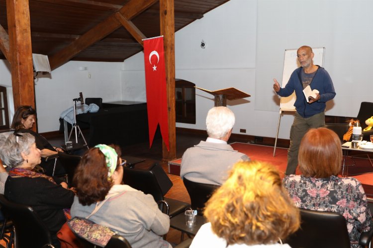 İzmir Selçuk Efes’te ‘şiddetsiz’ iletişim