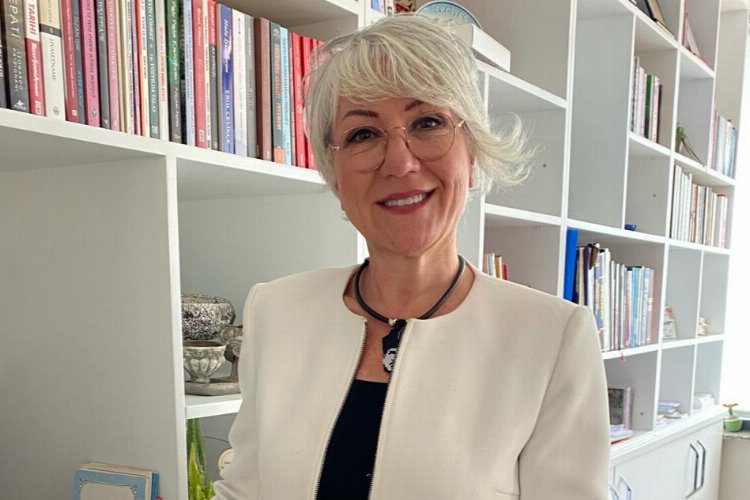 Sema Karaoğlu’ndan ‘kadın’ vurgusu