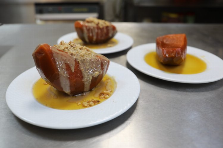 İzmit Belediyesi, kendi ürettiği kabakları ‘tat’landırdı