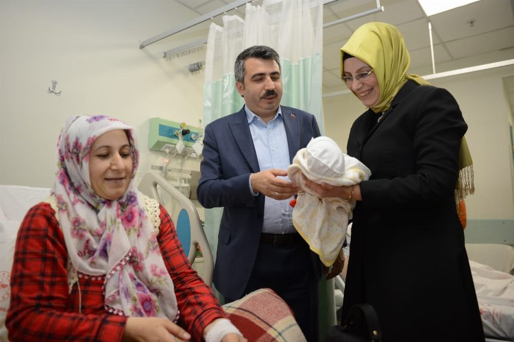 Bursa Yıldırım’da Başkan Yılmaz 2022’nin son saatlerine kadar sahadaydı