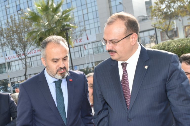 İçişleri Bursalı idarecileri Gaziantep’e gönderdi… Bursa’dan yardım seferberliği