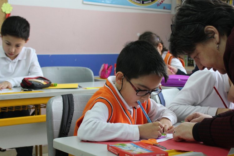 ‘Her çocuğu fark etmek için’ öğretmenlere eğitim