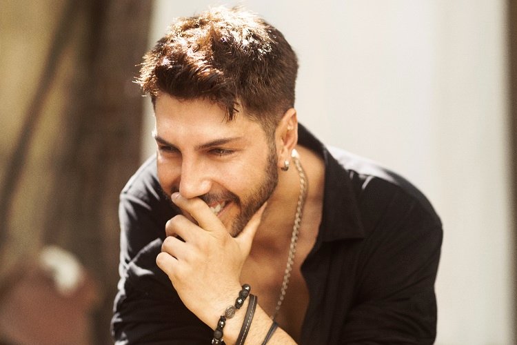 Gökhan Kunt ‘Beklemeden’ geliyor