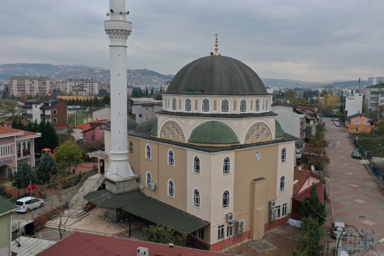 Kocali’de A Takımı’ndan Eyüp Sultan Camii’ne dış bakım