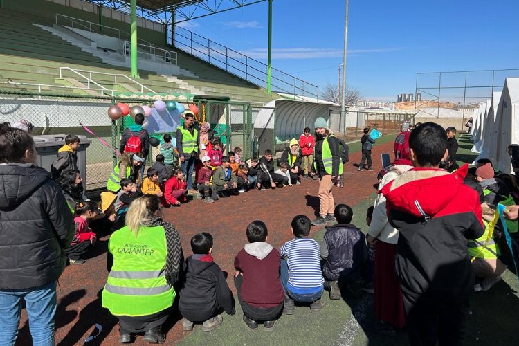 Gaziantep’te depremzedelere psikolojik destek