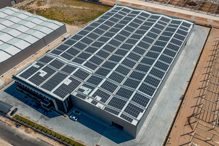 CW Enerji’nin Konya’da bir fabrikaya kurduğu GES 125 ağacı kurtaracak