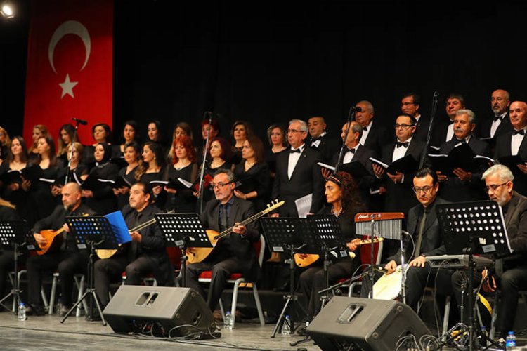 Antalya’da konservatuardan Öğretmenler Günü konseri