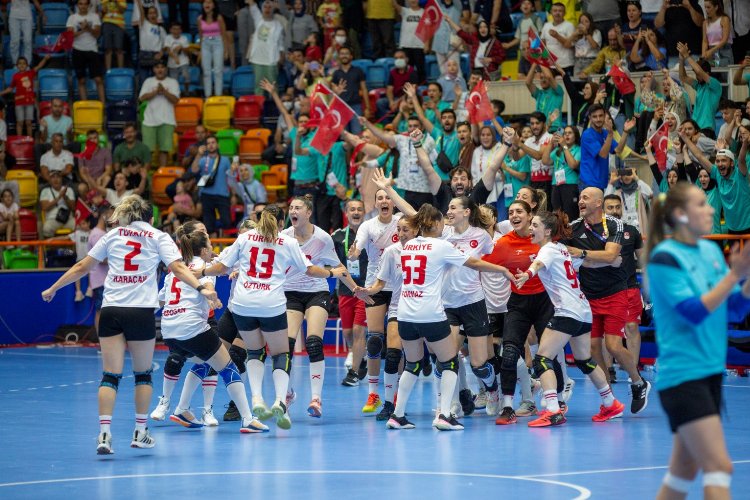 ‘A Milli’ler hentbolde Avrupa elemelerine hazırlanıyor