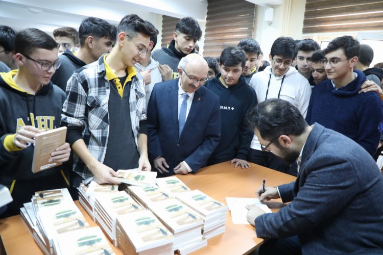 Sivas ‘gençlerin derdi’ ile dertleniyor