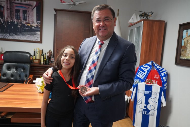 Avrupa üçüncüsü milli dansçıdan Başkan Tokat’a ziyaret