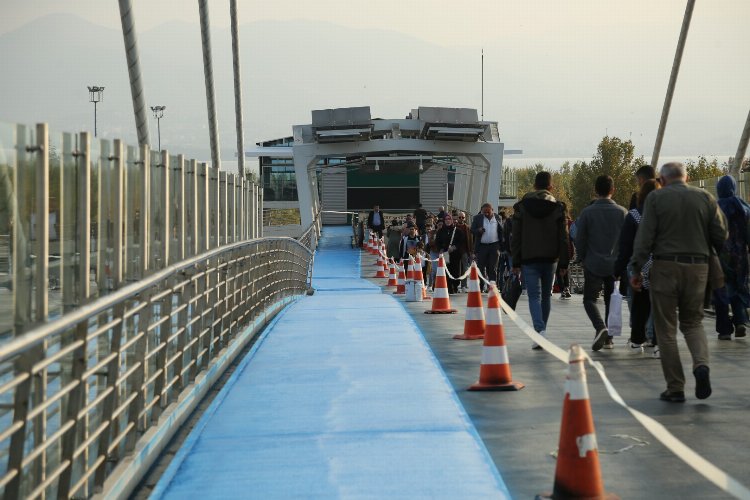 Kocaeli’de Mimar Sinan üstgeçidinde bisiklet yolu