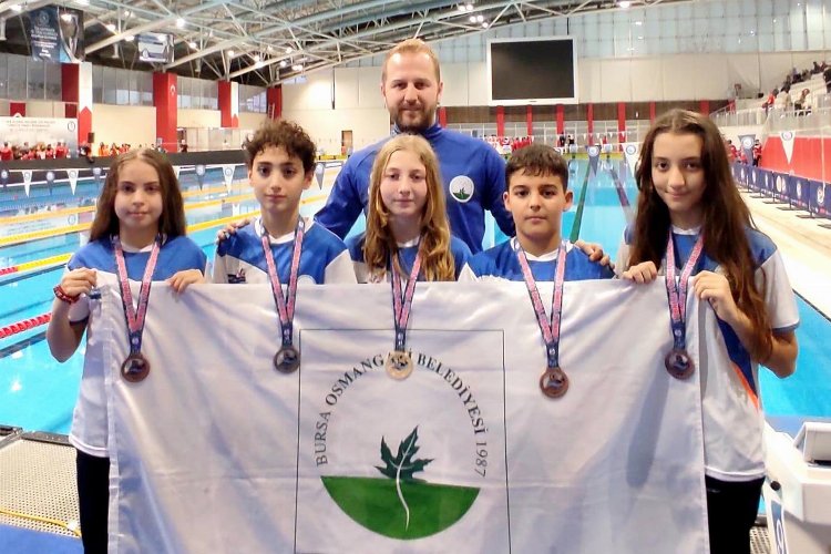 Bursa’da Osmangazili kulaçlar madalyaya doymuyor